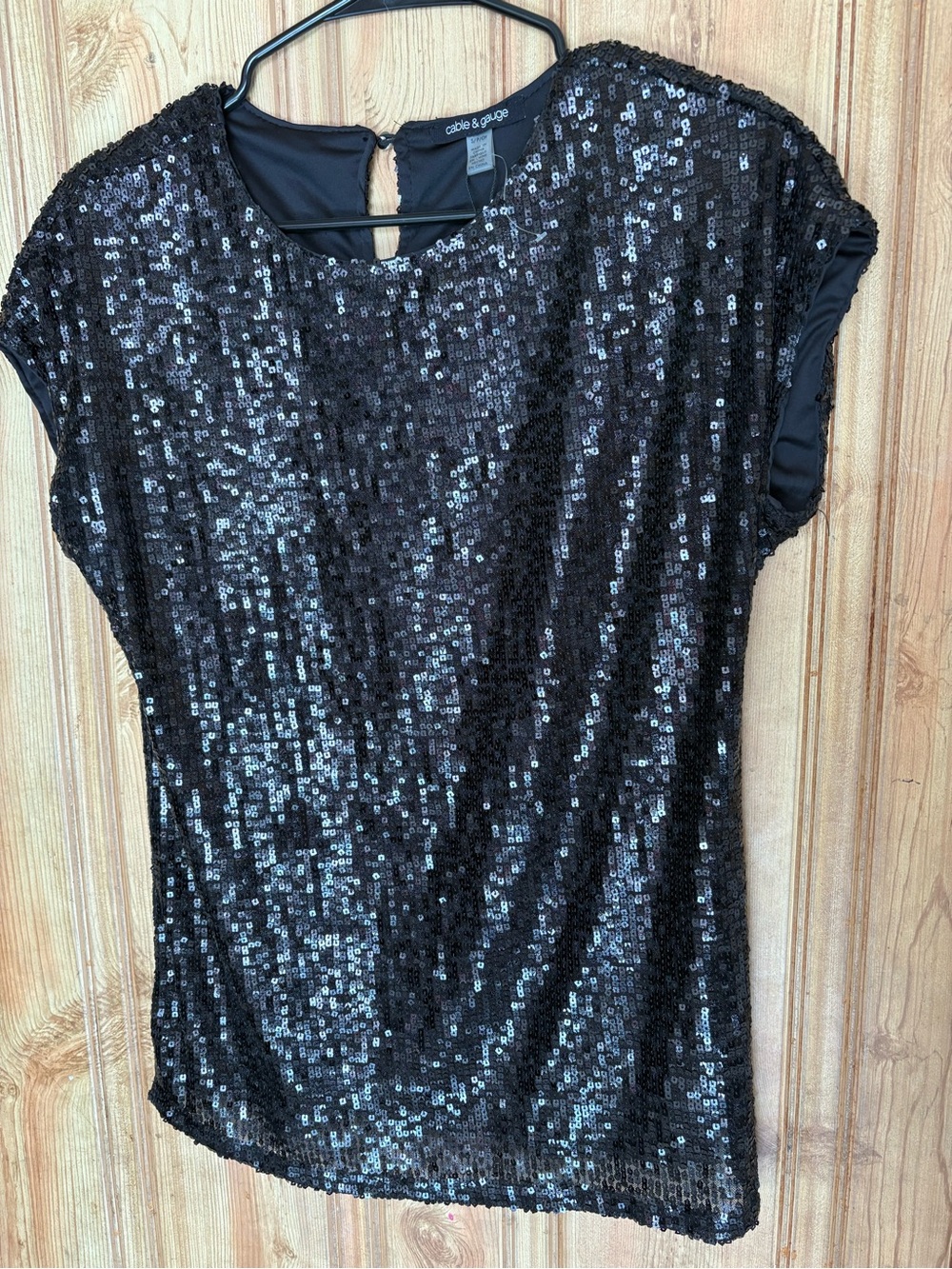Cable & Gauge woman’s Black Sequin Short Sleeve Top size S